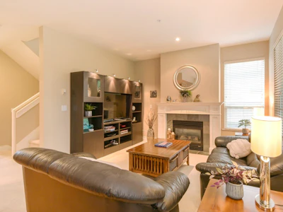 104-16655 64 Avenue - 4