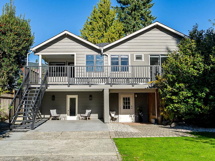 1258 Jefferson Avenue, West Vancouver, BC, V7T 2B1 - 2
