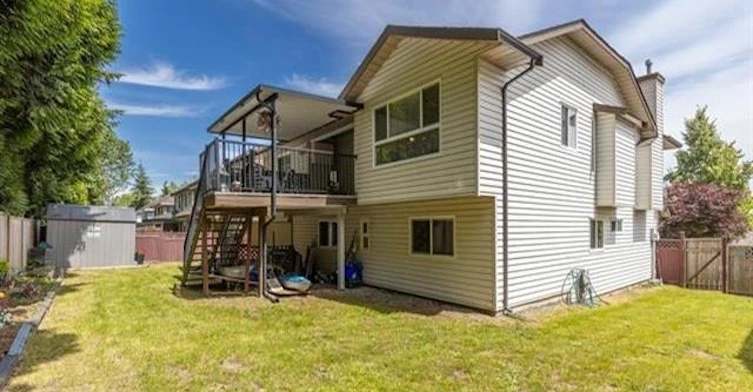 Upper-82xx 167a Street, Surrey, BC, V4N 3H5 - 13