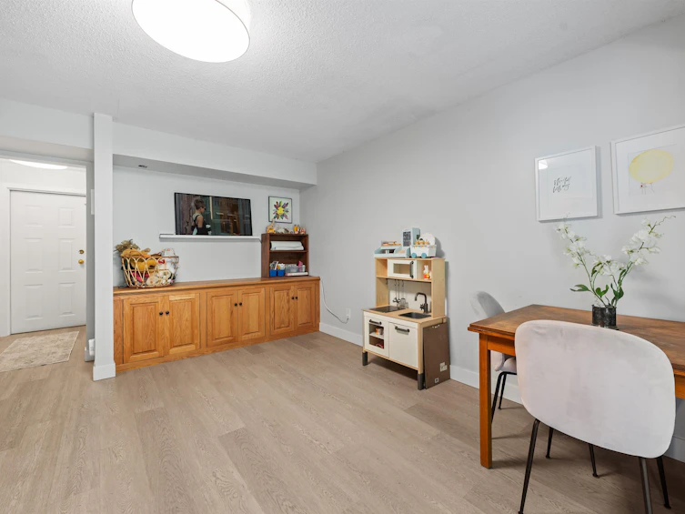3381 Flagstaff Place, Vancouver, BC, V4S 4K9 - 32