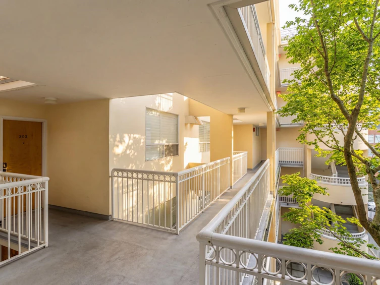 302-1406 Harwood Street, Vancouver, BC, V6G 1X5 - 26