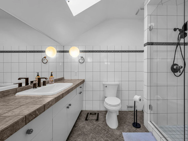 310 Macbeth Crescent, West Vancouver, BC, V7T 1V7 - 15
