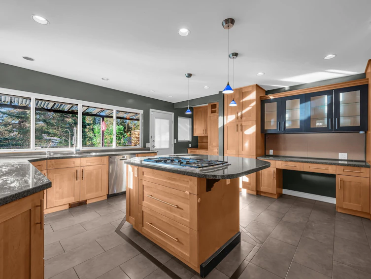 310 Macbeth Crescent, West Vancouver, BC, V7T 1V7 - 9