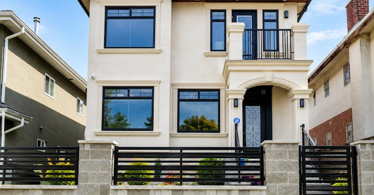 Basement-3771 Frances St, Burnaby, BC, V5C 2N9