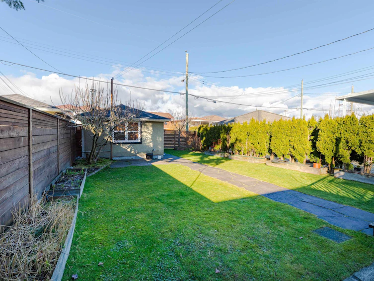 2951 Venables Street, Vancouver, BC, V5K 2R8 - 29