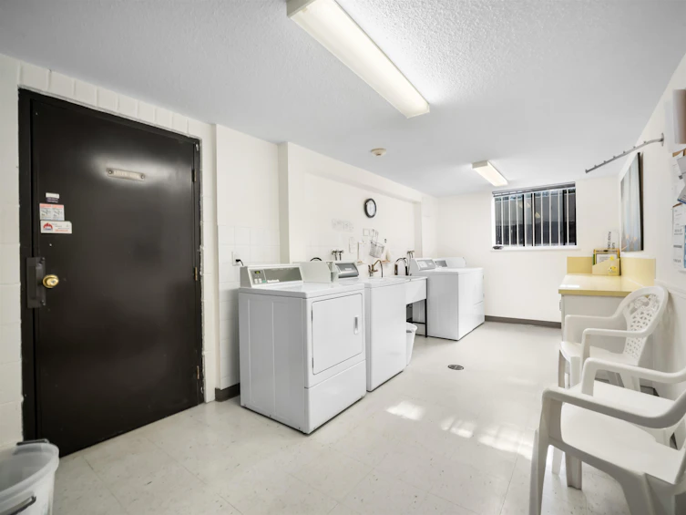 202-134 W 20th Street, North Vancouver, BC, V7M 1Y4 - 25