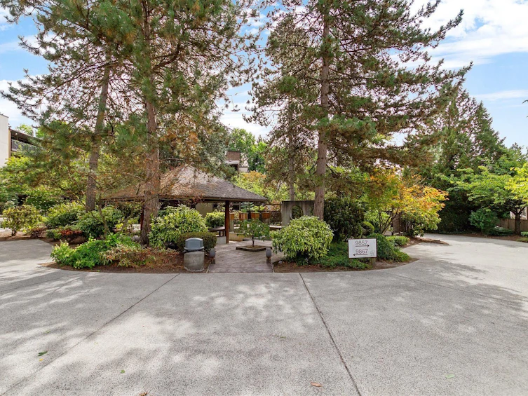 118-9847 Manchester Drive, Burnaby, BC, V3N 4P4 - 13