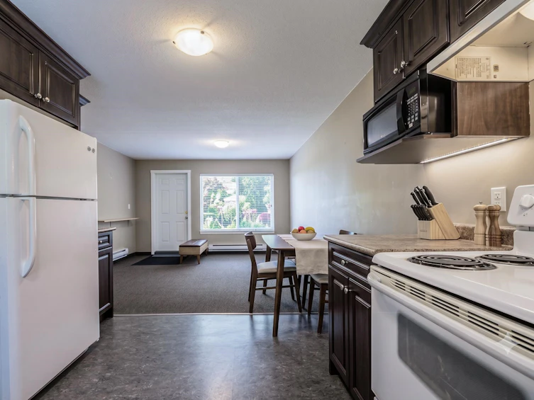 17260 River Road, Richmond, BC, V6V 1L9 - 9