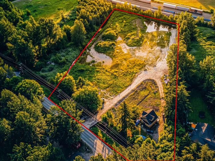 17260 River Road, Richmond, BC, V6V 1L9 - 2