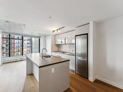 2408-108 W Cordova Street - 3