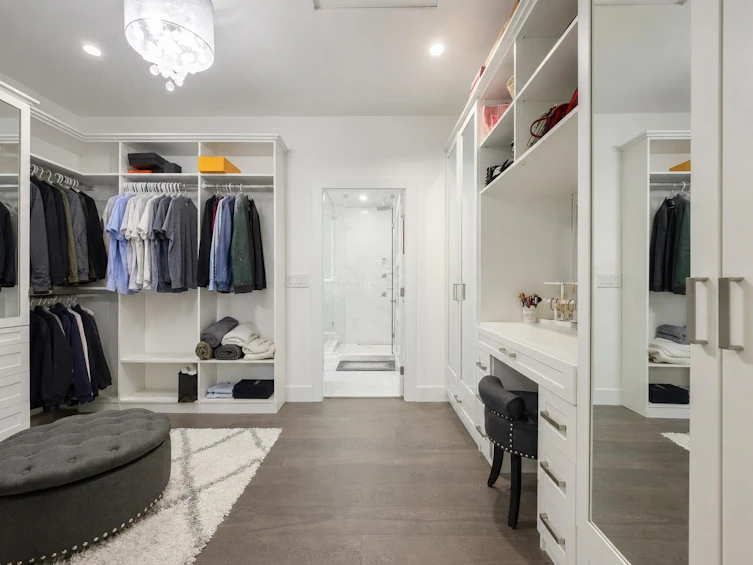 16060 112 Avenue, Surrey, BC, V4N 1R3 - 17