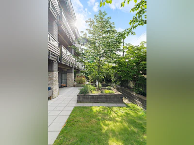 102-1661 E 2nd Avenue - 5