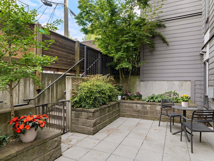 102-1661 E 2nd Avenue, Vancouver, BC, V5N 1E1 - 3