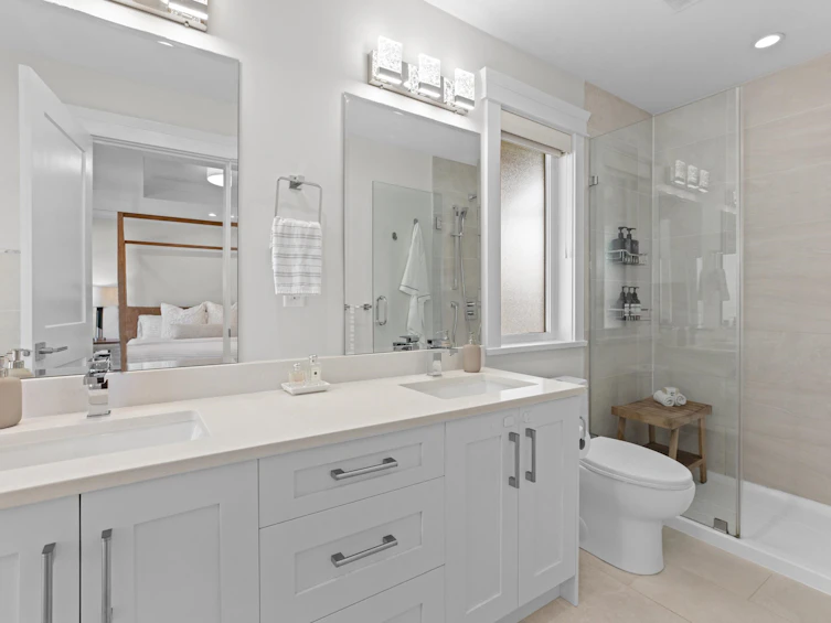 215 E 22nd Street, North Vancouver, BC, V7L 3C5 - 15