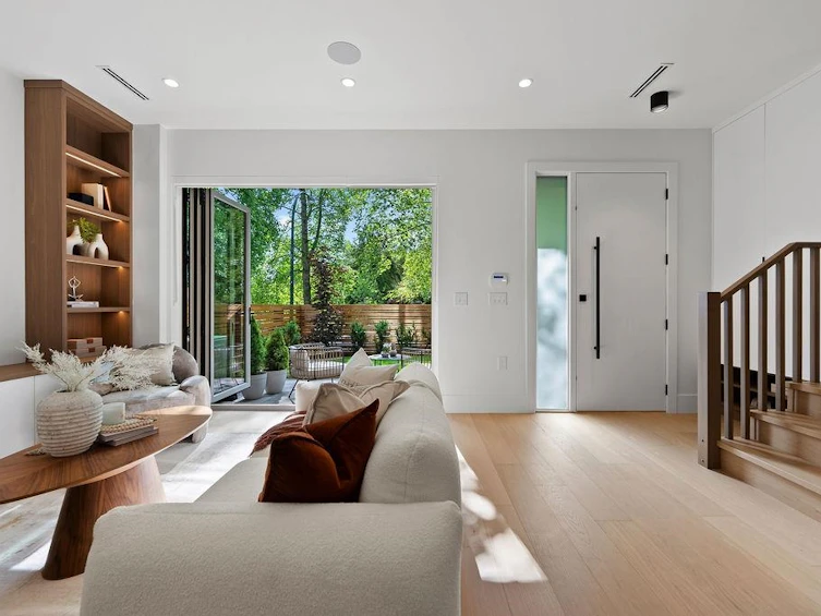 1-6318 Sophia Street, Vancouver, BC, V5W 2W6 - 12