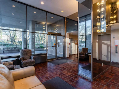 702-3771 Bartlett Court - 2