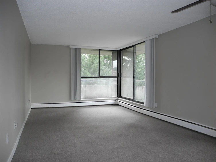 702-3771 Bartlett Court, Burnaby, BC, V3J 7G8 - 5