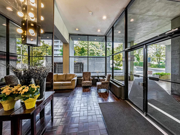 702-3771 Bartlett Court, Burnaby, BC, V3J 7G8 - 3