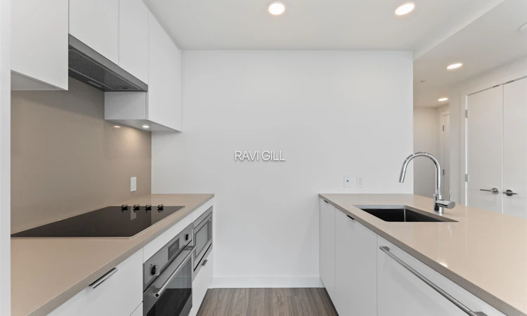 2609-13675 107a Avenue