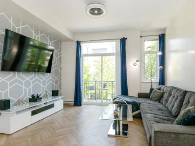 106-17578 57a Avenue - 2