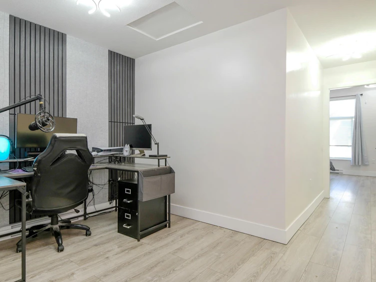 106-17578 57a Avenue, Surrey, BC, V3S 7V2 - 12