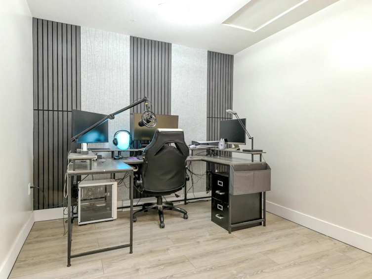 106-17578 57a Avenue, Surrey, BC, V3S 7V2 - 13