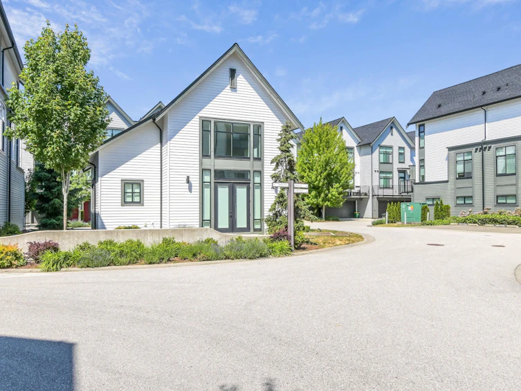 106-17578 57a Avenue, Surrey, BC, V3S 7V2 - 19