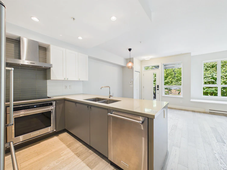 13-3201 Noel Drive, Burnaby, BC, V3J 0G9 - 10