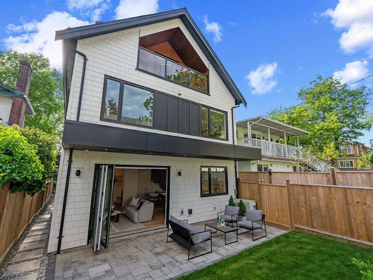 2-6318 Sophia Street, Vancouver, BC, V5W 2W6 - 2