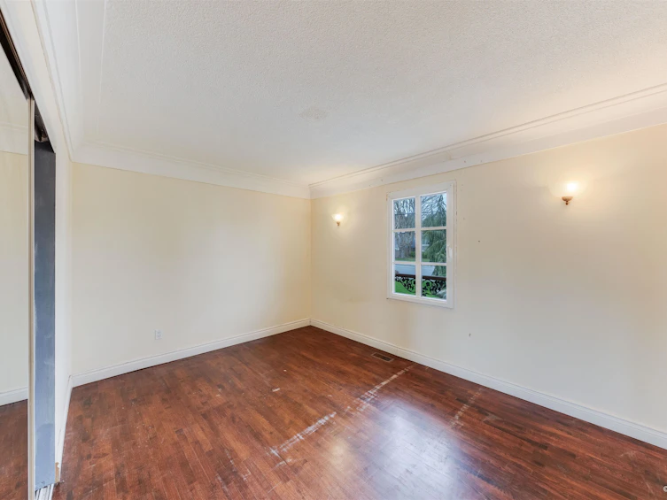15894 Thrift Avenue, Surrey, BC, V4B 2M8 - 22