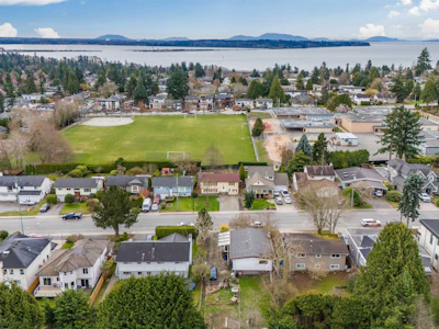 15894 Thrift Avenue - 4