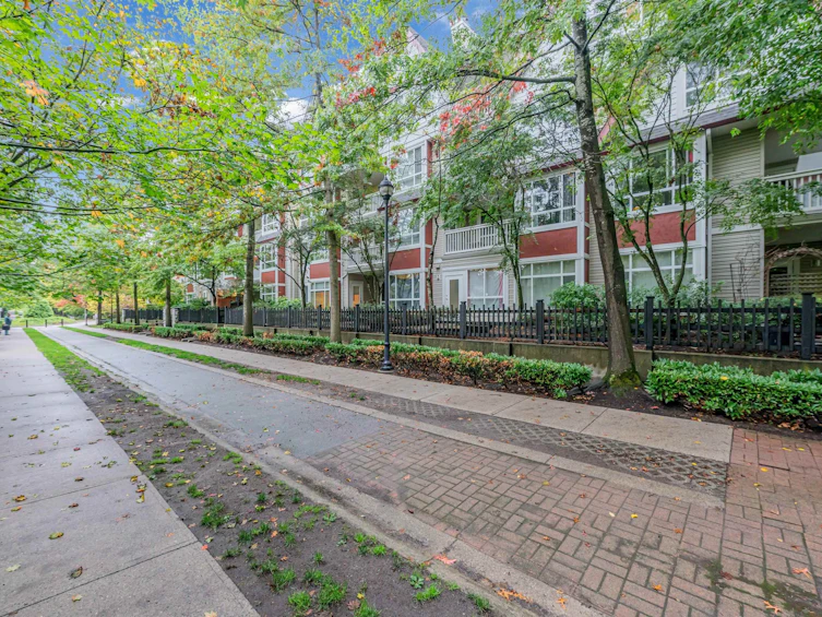 306-6833 Village Grn, Burnaby, BC, V5E 4M1 - 11
