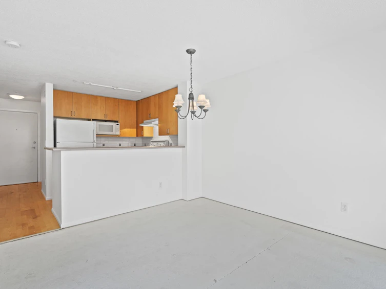 306-124 W 3rd Street, North Vancouver, BC, V7M 1E8 - 3