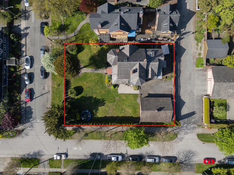 403 St. George Street, New Westminster, BC, V3L 1L1 - 33