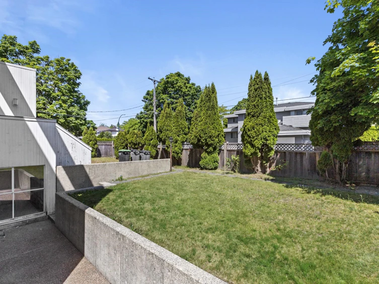 1289 W 51st Avenue, Vancouver, BC, V6P 1C4 - 8