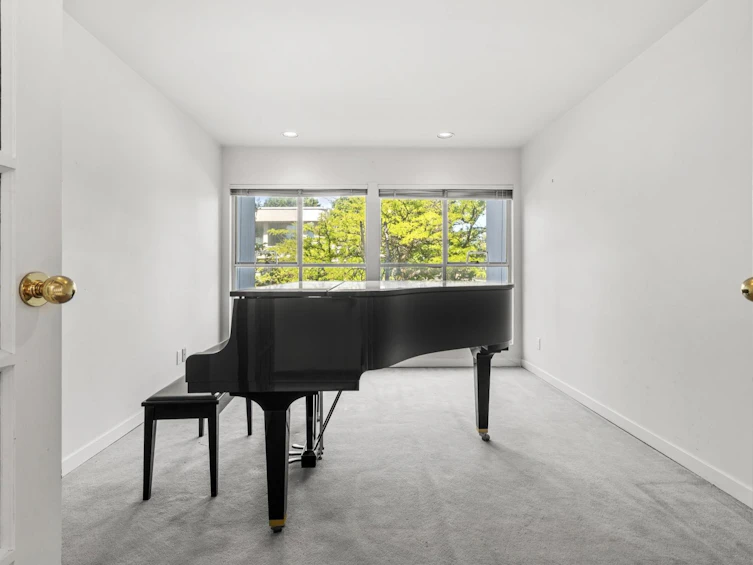 1289 W 51st Avenue, Vancouver, BC, V6P 1C4 - 16