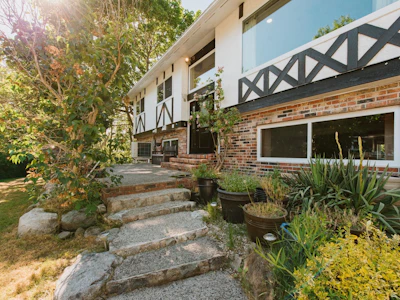 934 Davis Road - 2