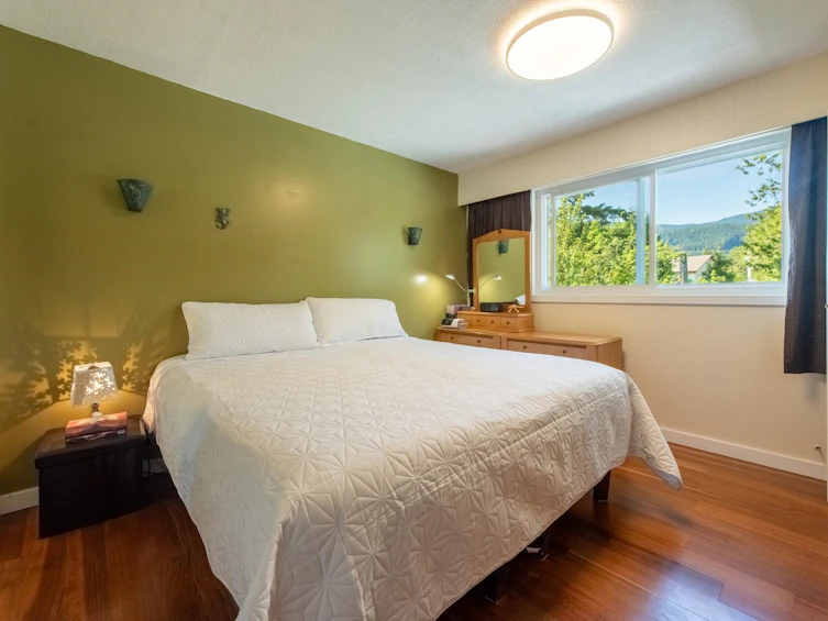 934 Davis Road, Gibsons, BC, V0N 1V8 - 17