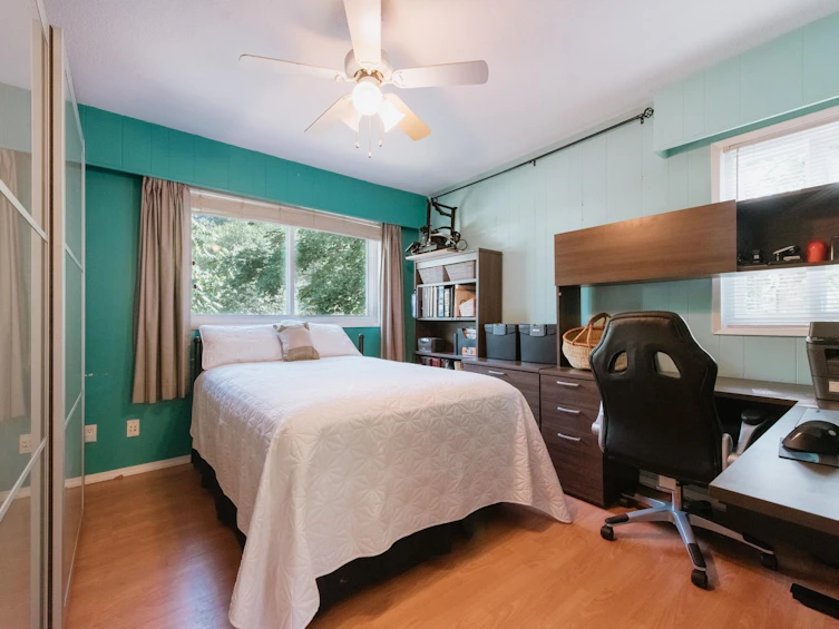 934 Davis Road, Gibsons, BC, V0N 1V8 - 18