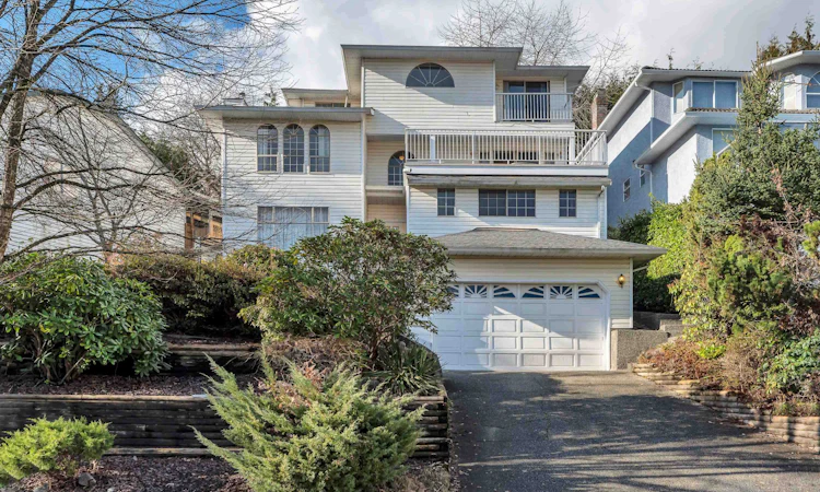 2225 Kaptey Avenue