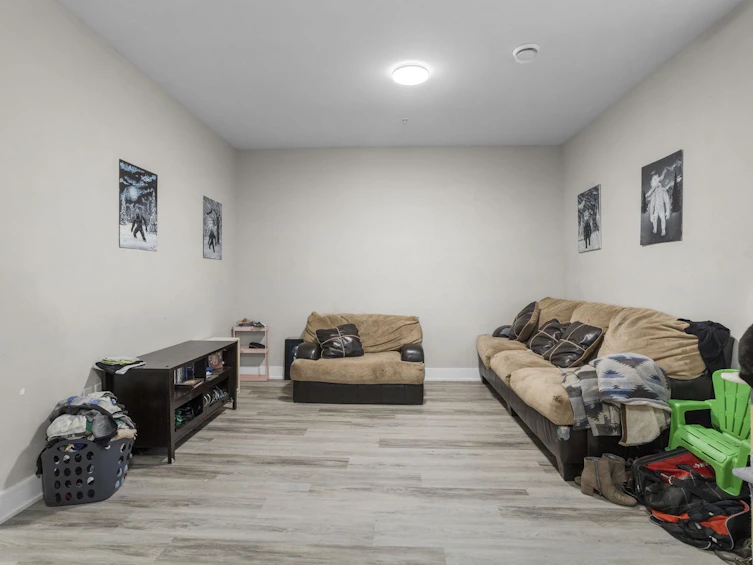 33908 Tooley Place, Mission, BC, V2V 0G5 - 27