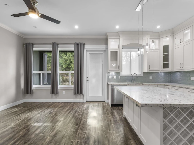 33908 Tooley Place, Mission, BC, V2V 0G5 - 9
