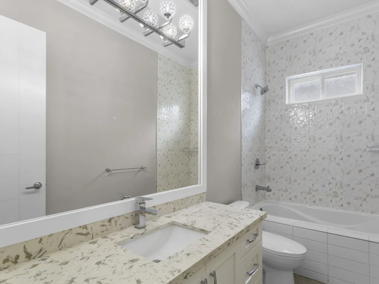 33908 Tooley Place, Mission, BC, V2V 0G5 - 17