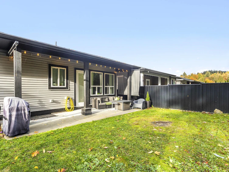 33908 Tooley Place, Mission, BC, V2V 0G5 - 34