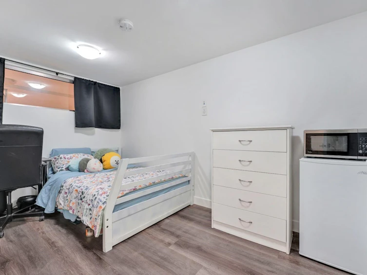 221 Campbell Street, New Westminster, BC, V3M 5K8 - 27