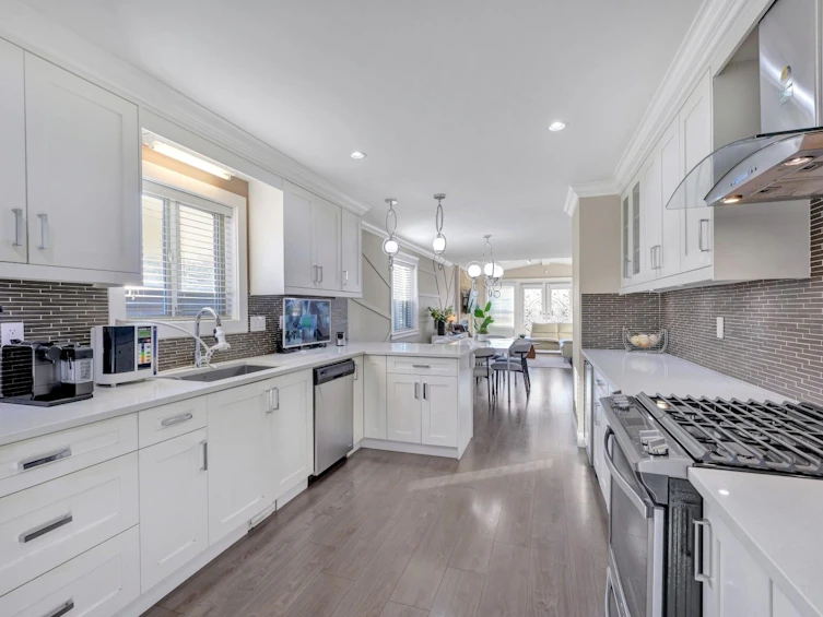 221 Campbell Street, New Westminster, BC, V3M 5K8 - 18