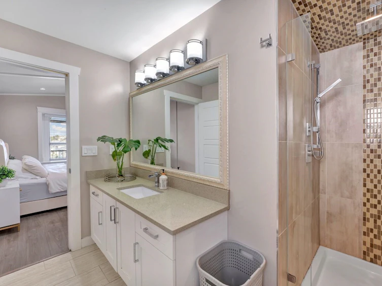 221 Campbell Street, New Westminster, BC, V3M 5K8 - 21