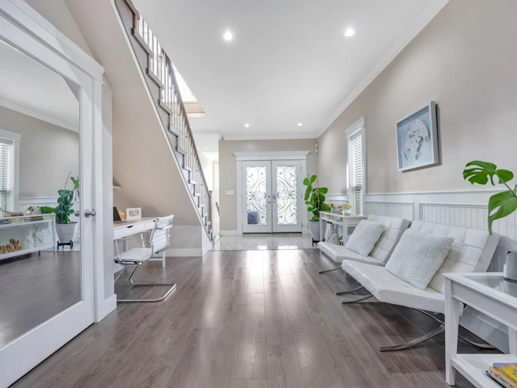 221 Campbell Street, New Westminster, BC, V3M 5K8 - 9