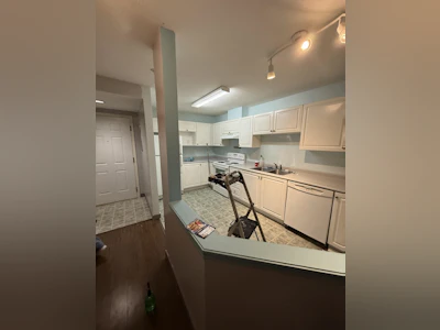 309-5499 203 Street - 5