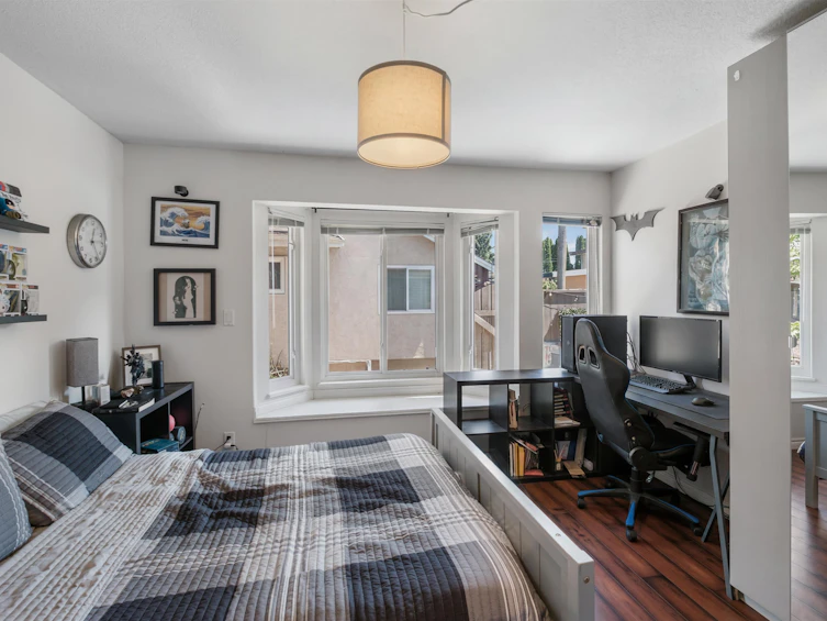 230 St. Patricks Avenue, North Vancouver, BC, V7L 3N4 - 13